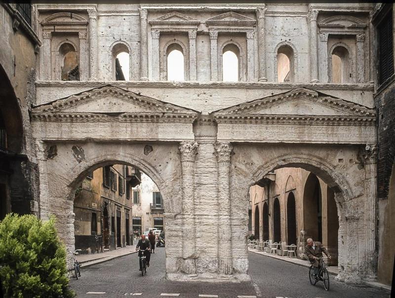 Arena - Verona Centro - Appartamento Elegante Exterior foto